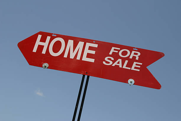 istock Home For Sale Sign 182167620