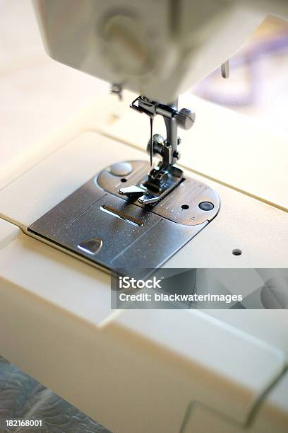 Sew Was Stockfoto und mehr Bilder von Baugewerbe - Baugewerbe, Faden, Fotografie