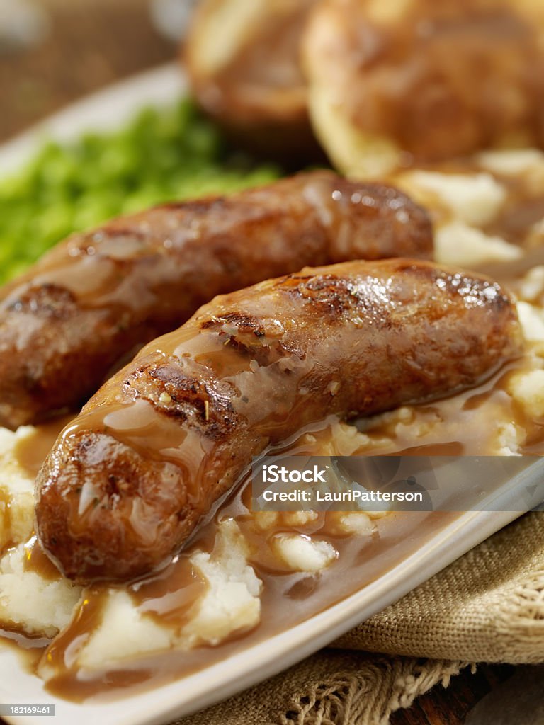 Mit Kartoffelpüree (Bangers and Mash - Lizenzfrei Haushaltsmesser Stock-Foto