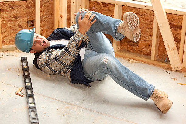 lesión de trabajo - male1 fotografías e imágenes de stock