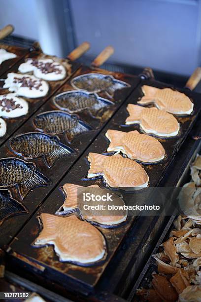 Comida Asiática Taiyaki - Fotografias de stock e mais imagens de Chapa de Ferro para Torrar - Chapa de Ferro para Torrar, Comida, Comida Doce