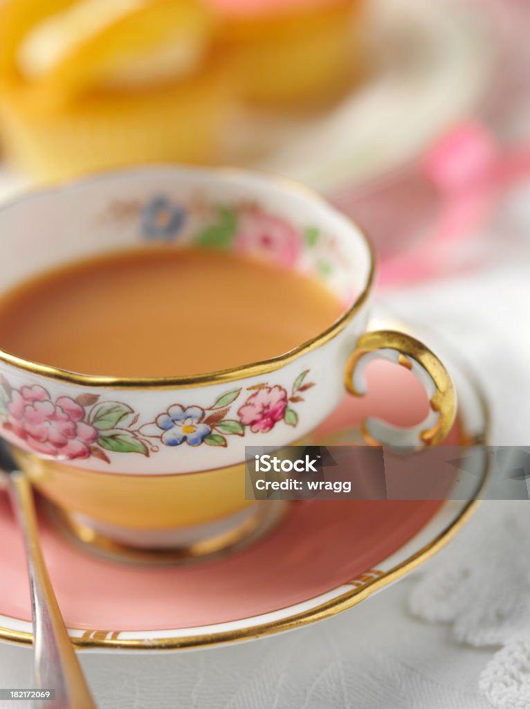 Vintage-Tasse und Untertasse - Lizenzfrei Altertümlich Stock-Foto