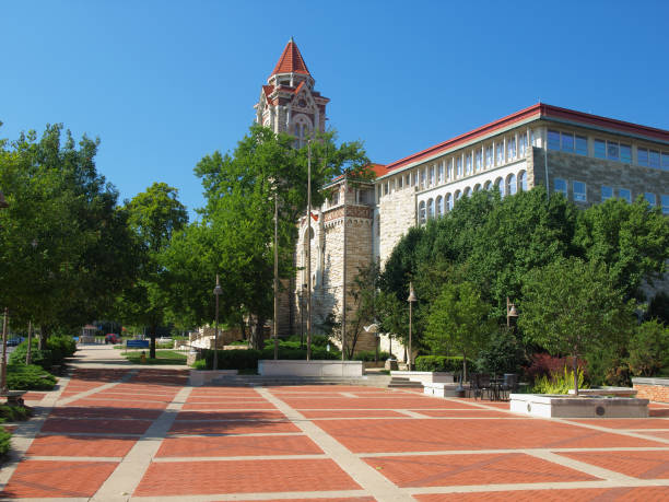 dyche hall museum, museo di storia naturale - university of kansas foto e immagini stock