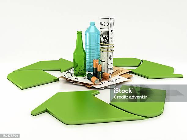 Foto de Conceito De Reciclagem e mais fotos de stock de Caixa de Papelão - Caixa de Papelão, Conceito, Conceitos e temas