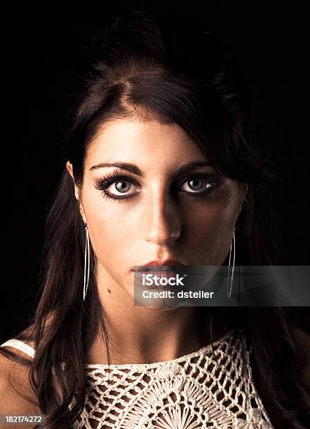 Erstaunliche Porträt Stockfoto und mehr Bilder von Attraktive Frau - Attraktive Frau, Auge, Ehemalige italienische Währung