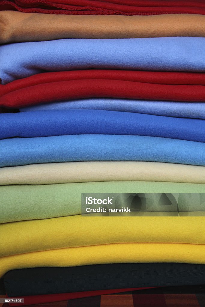 Coloridos textiles mantas - Foto de stock de Lana de oveja libre de derechos