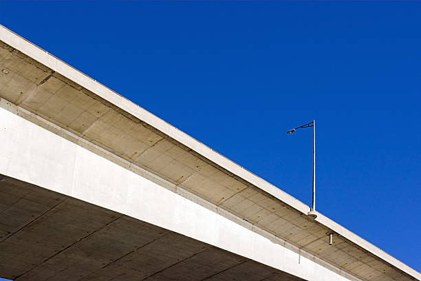 Ponte poste de luz - foto de acervo