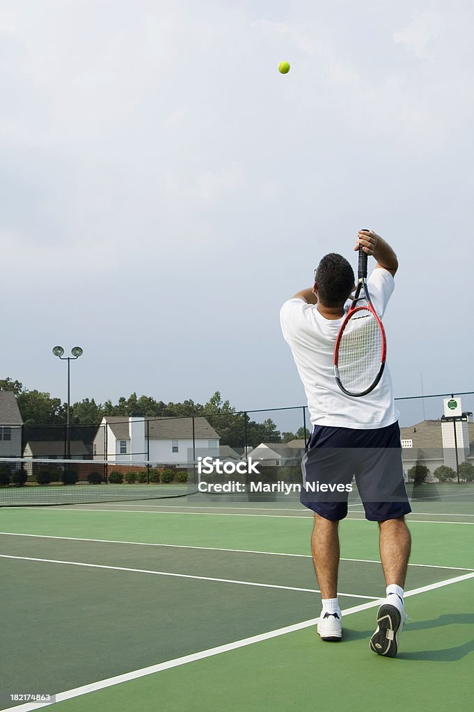 Jogar ténis de singles - Royalty-free Servir - Desporto Foto de stock