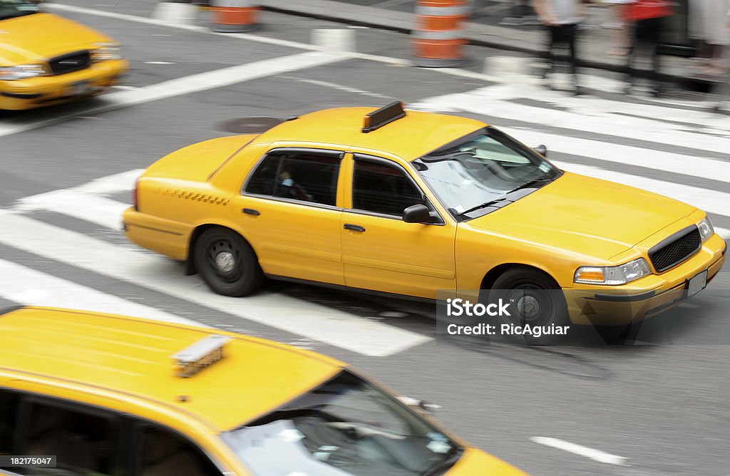 taxi à New York - Photo de Taxi jaune libre de droits