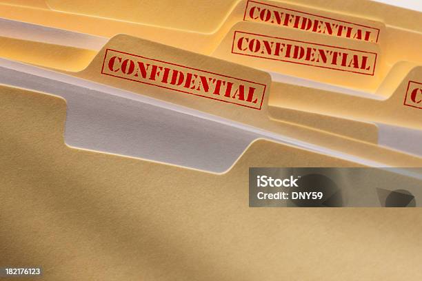 Confidencial De Archivos Foto de stock y más banco de imágenes de Secreto - Secreto, Documento, Confidential - Palabra en inglés