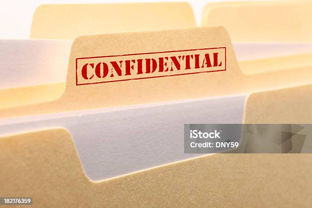 File Confidenziale - Fotografie stock e altre immagini di Privacy - Privacy, Confidential - Parola inglese, Schedario - Documento