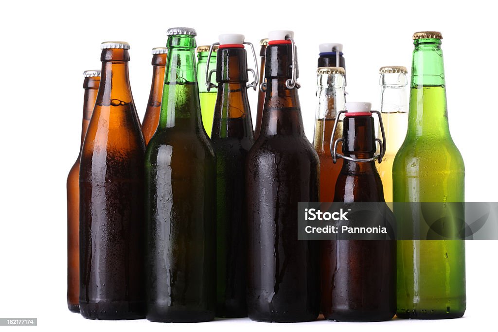 Botellas de cerveza - Foto de stock de Botella de cerveza libre de derechos