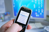 e-mail-adresse-und-telefonnummer.jpg?b=1&s=170x170&k=20&c=m3Ku1L-BWk9DHBcHRna8MMj0jSNgQy-dpvm58xewL74=