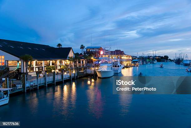 Marina Bei Nacht Stockfoto und mehr Bilder von South Carolina - South Carolina, Charleston - South Carolina, Mount Pleasant - South Carolina