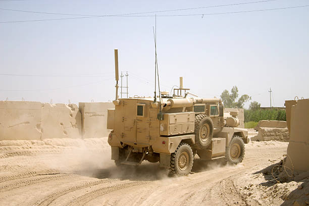 ied トラック - military land vehicle ストックフォトと画像