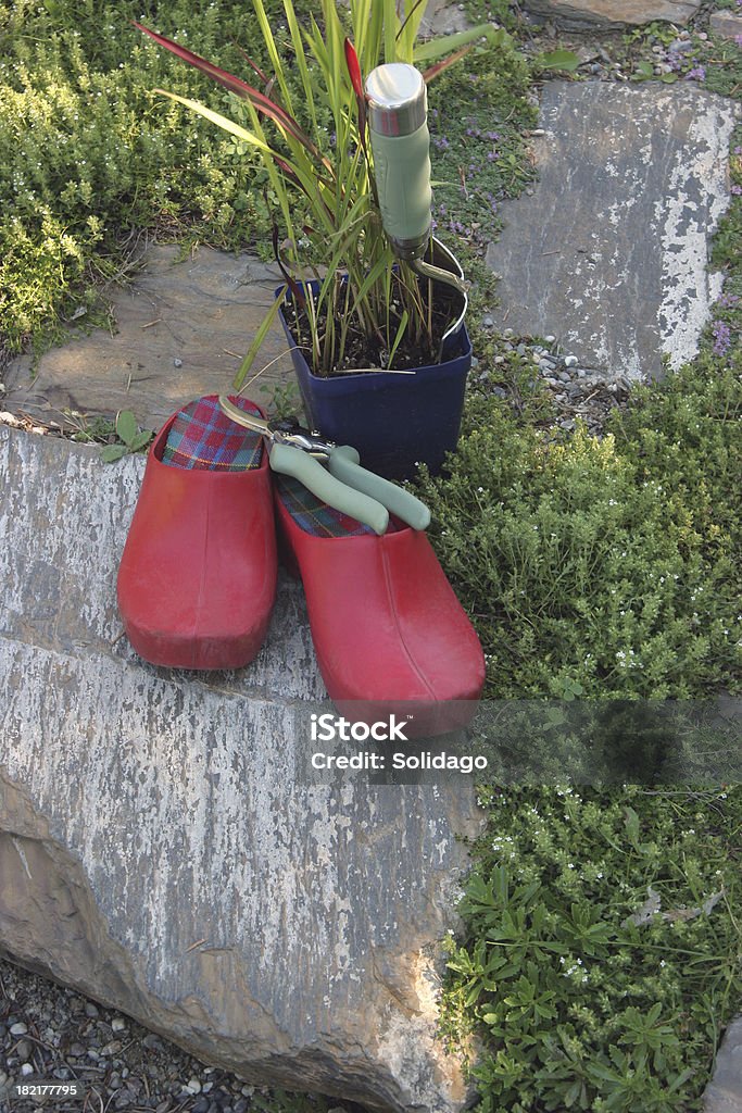 Calçados jardinagem, Colher de Pedreiro e Podadeira - Foto de stock de Debastar royalty-free