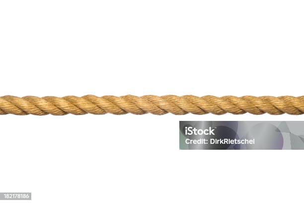 Cable Foto de stock y más banco de imágenes de Cuerda - Cuerda, Fondo blanco, Conceptos