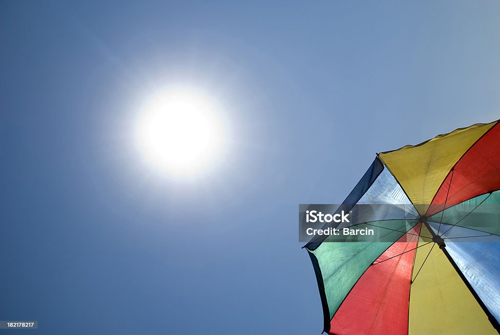 Bunte Regenschirm und Sonntag - Lizenzfrei Regenschirm Stock-Foto