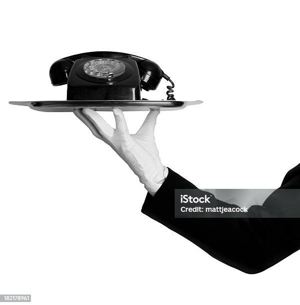 Butler Com Telefone - Fotografias de stock e mais imagens de Contact Us - Frase em inglês - Contact Us - Frase em inglês, Mordomo, Telefone