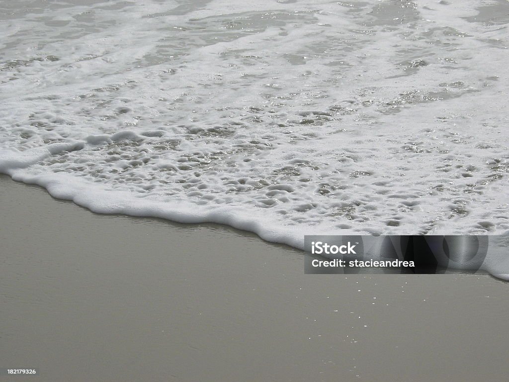 Spiaggia in schiuma - Foto stock royalty-free di Acqua