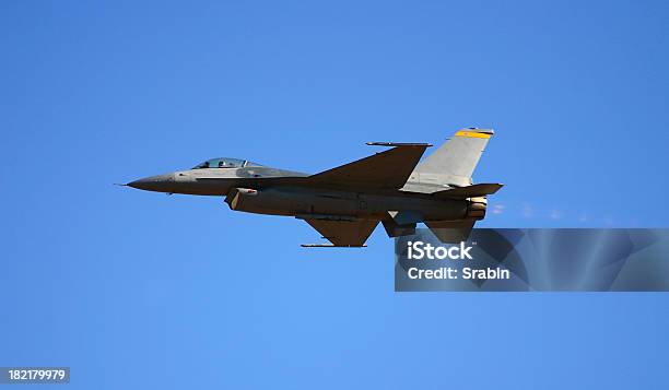 Dispositivos De Poscombustión Foto de stock y más banco de imágenes de Avión de caza - Avión de caza, Aire libre, Avión