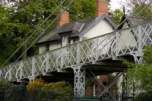 a ponte casa - chester england dee river suspension bridge bridge imagens e fotografias de stock