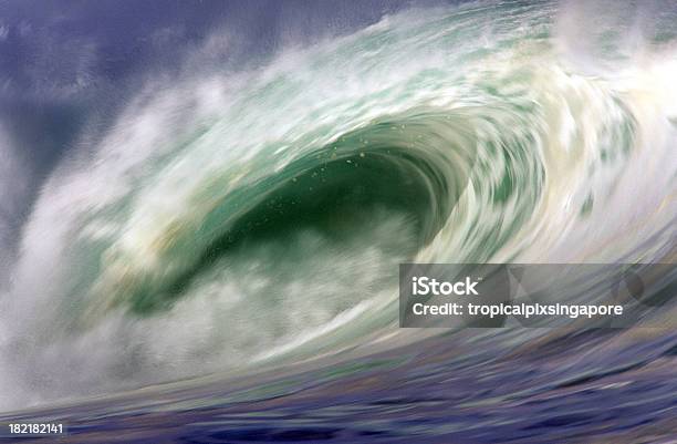 Foto de Eua Oahu Havaí North Shore Waimea Bay e mais fotos de stock de Arrebentação - Arrebentação, Baía de Waimea, Costa norte - Oahu