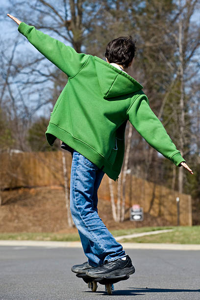 istock Teenager on a Skateboard 182182179