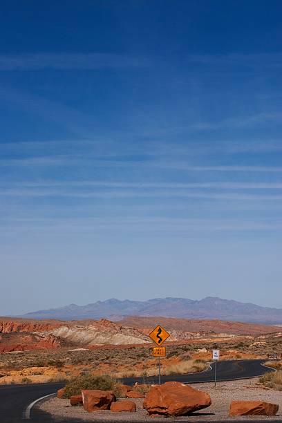 Peligroso Road - foto de stock