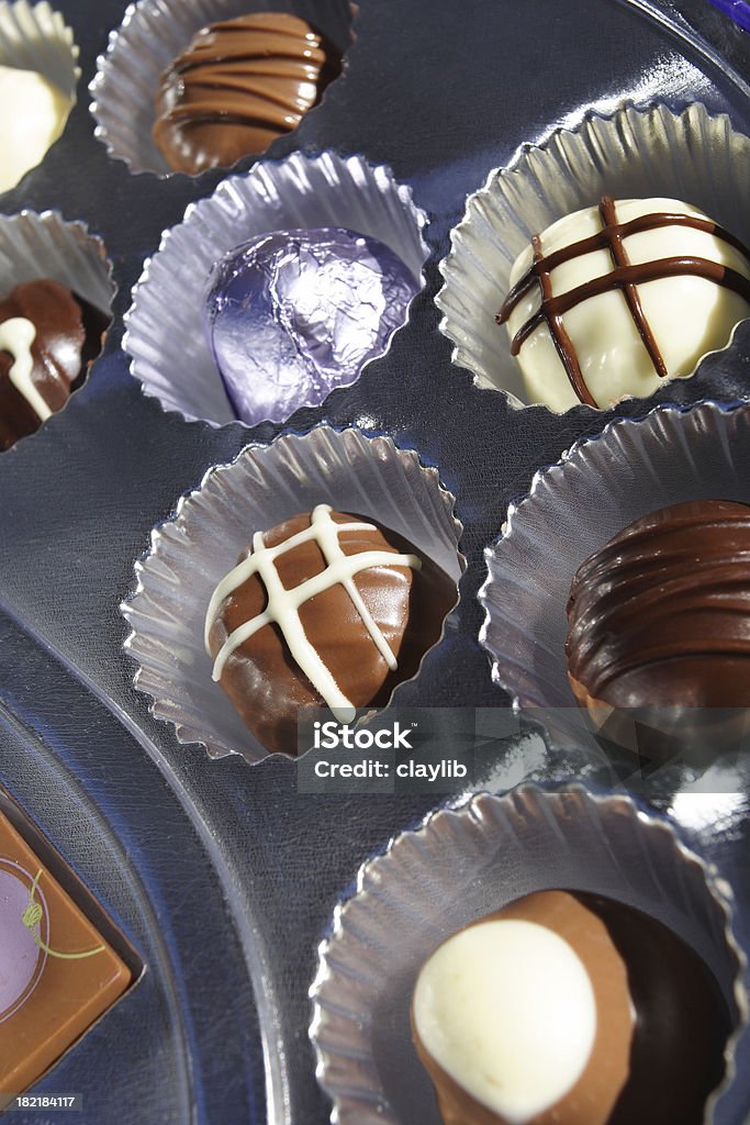 chocolat (Bollo relleno de chocolate - Foto de stock de Adicción libre de derechos