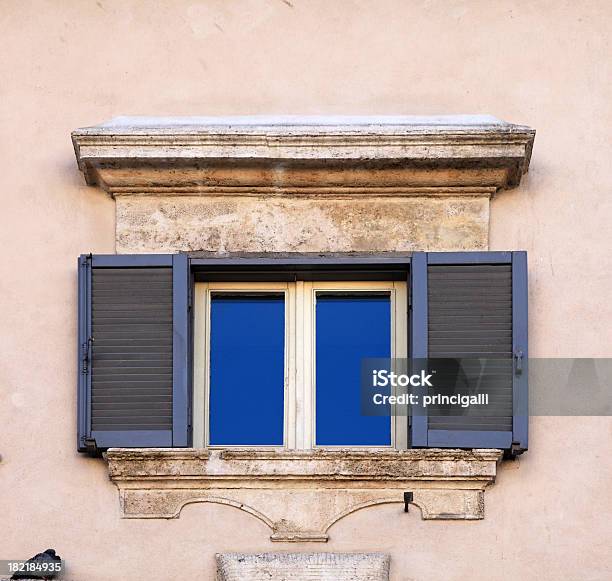 작은가 우아하다 창에 로마 이탈리아 0명에 대한 스톡 사진 및 기타 이미지 - 0명, 건물 외관, 건물 정면