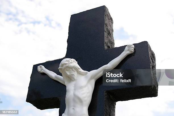 Foto de Jesus No Cross e mais fotos de stock de Cemitério - Cemitério, Nova Gales do Sul, Sydney