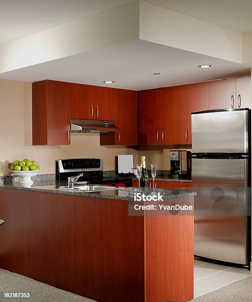 Moderne Küche Stockfoto und mehr Bilder von Architektur - Architektur, Bauen, Das Leben zu Hause