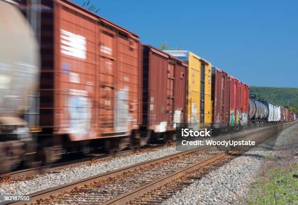 Bewegliche Güter Stockfoto und mehr Bilder von Container - Container, Güterzug, Eisenbahn