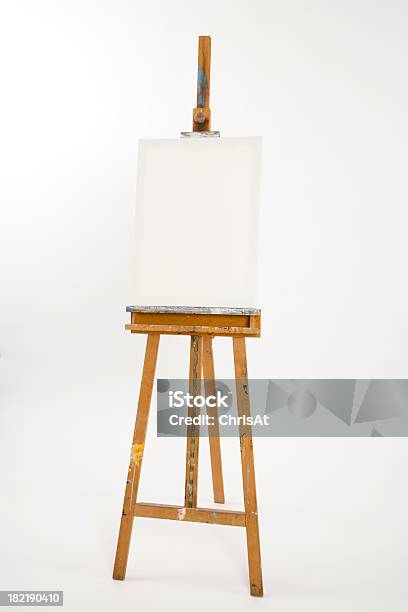 Art Easel On White Seamless Stock Photo - Download Image Now - Art, Art And Craft, Artist's Canvas