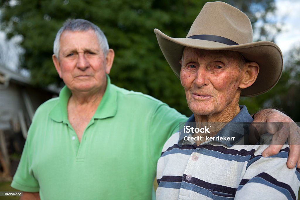 老人男性と彼の弟 - オーストラリアのロイヤリティフリーストックフォト