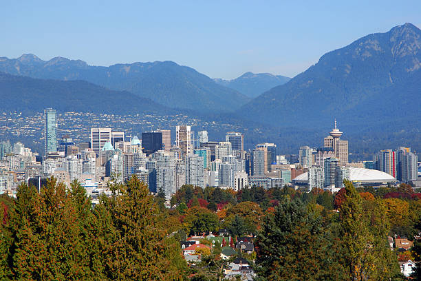 istock Autumn in Downtown Vancouver 182195594