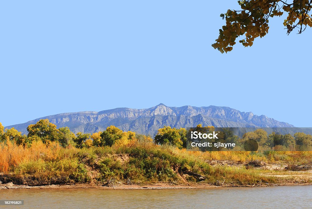 Montanhas Sandia e o Bosque - Royalty-free Novo México Foto de stock