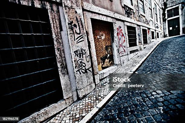 Переулок — стоковые фотографии и другие картинки Barrio Alto - Barrio Alto, Без людей, Большой город