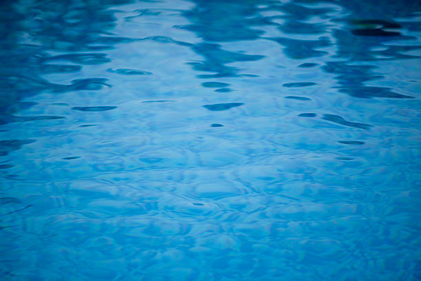 la piscina - upperdeck view blue pattern selective focus fotografías e imágenes de stock