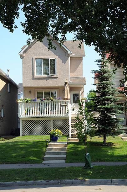 istock Neighborhood of Home 182199403