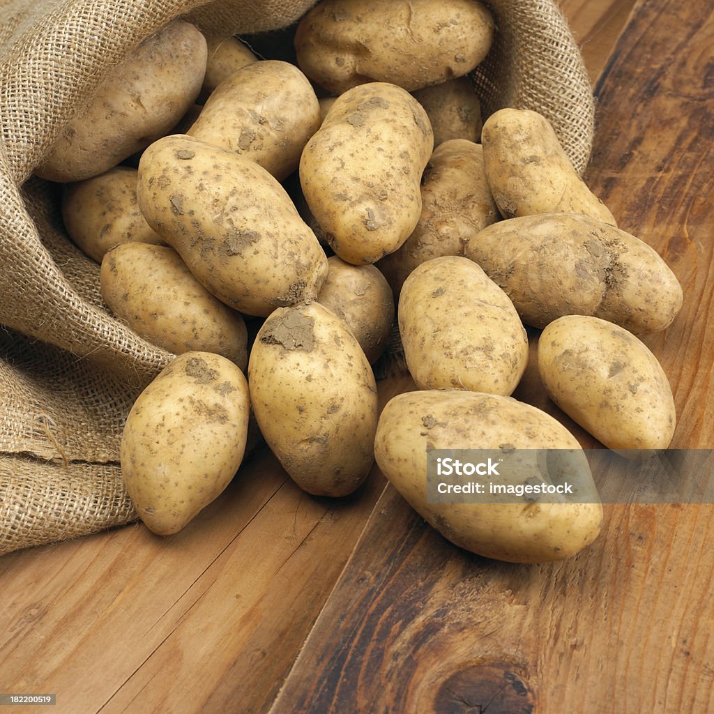 Patate - Foto stock royalty-free di Patata cruda