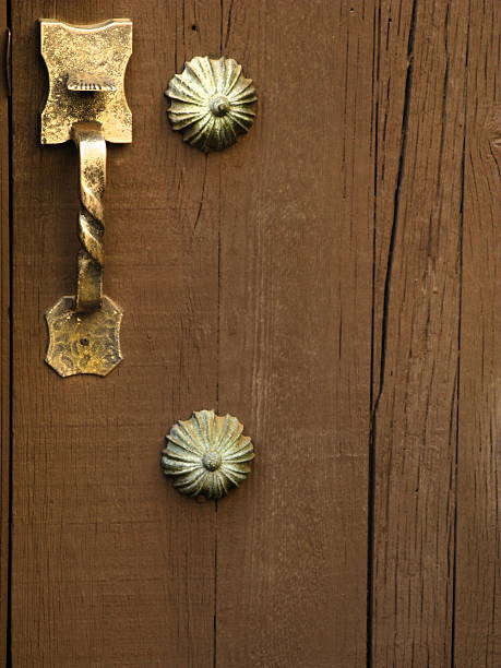 istock Door Antique Wooden Brass Handle 182201161