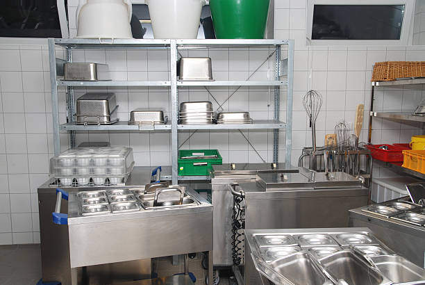 cantine cozinha comercial catering estabelecimento - commercial kitchen restaurant retail stainless steel imagens e fotografias de stock