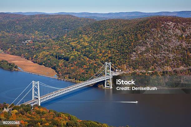 Ponte Bear Mountain E O Rio Hudson - Fotografias de stock e mais imagens de Estado de Nova Iorque - Estado de Nova Iorque, Vale de Hudson, Bear Mountain Bridge