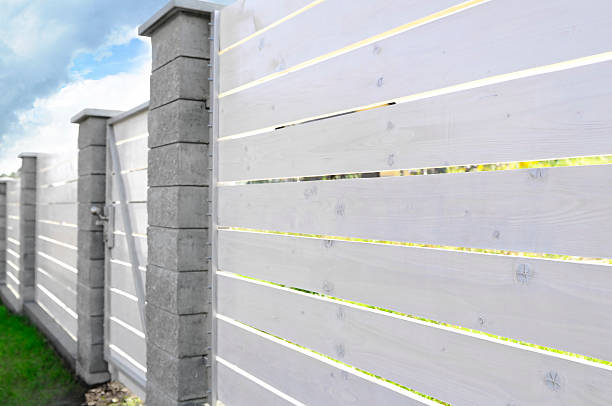 istock Freshly painted wooden fence 182202694