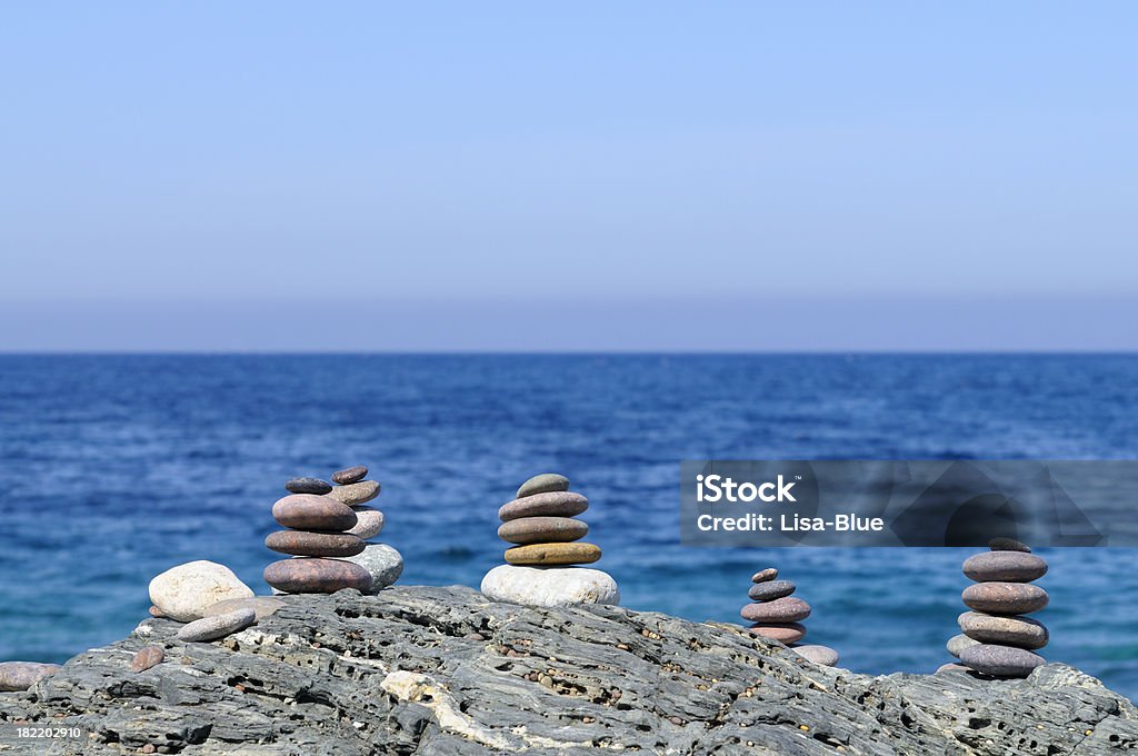 Equilíbrio de pedra - Foto de stock de Aspiração royalty-free