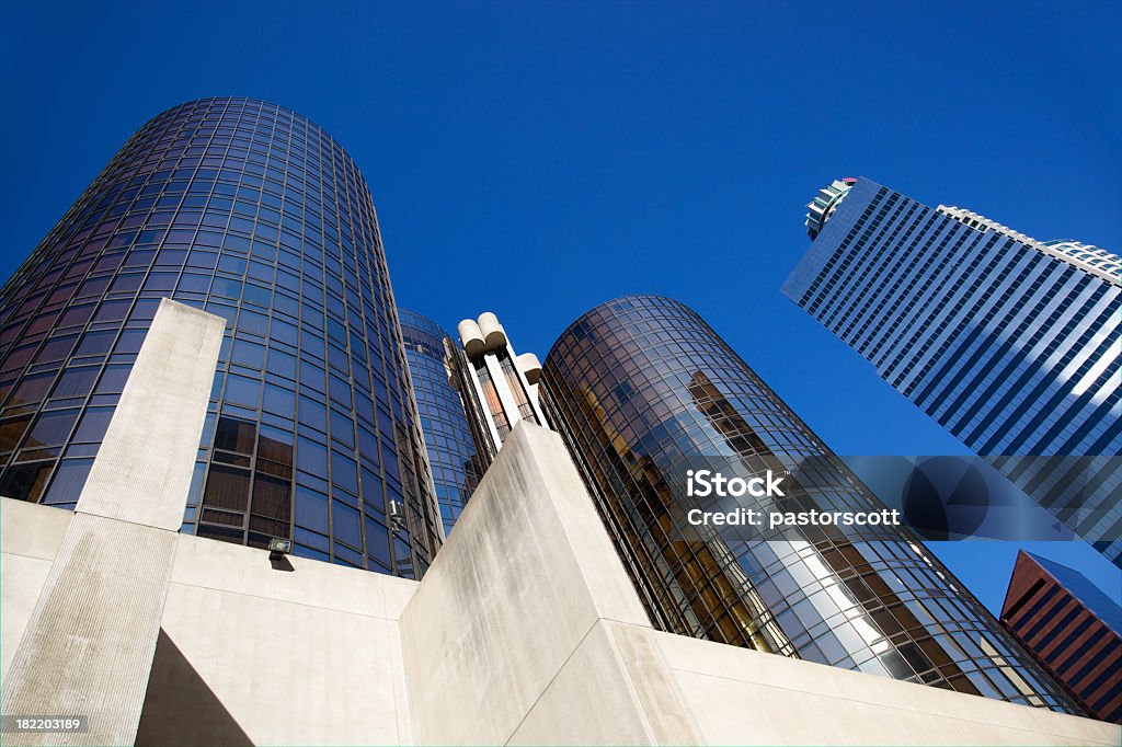 ホテルからボナベンチャーロサンゼルスの下 - USバンクタワーのロイヤリティフリーストックフォト