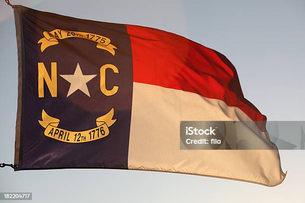 Bandeira Da Carolina Do Norte - Fotografias de stock e mais imagens de Carolina do Norte - Estado dos EUA - Carolina do Norte - Estado dos EUA, Charlotte, Raleigh