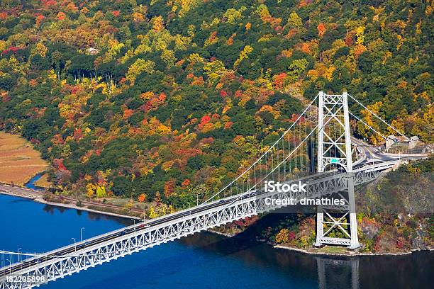 Bear Mountain Bridge Sich Über Den Hudson River Im Herbst Stockfoto und mehr Bilder von Appalachen-Region